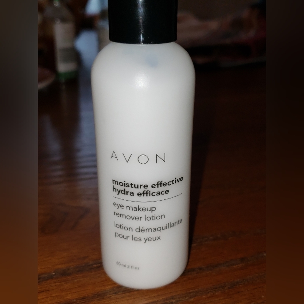 NWT Avon Moisture Effect Eye Makeup Remover Lotion